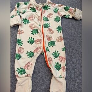 Kids Tales Cream and Green Pineapple Print One-Piece size 6-9m GUC 2 way zipper